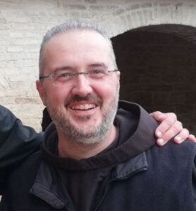 Lire la suite à propos de l’article Rencontre avec Frère Mauro, responsable du couvent saint-Damien à Assise